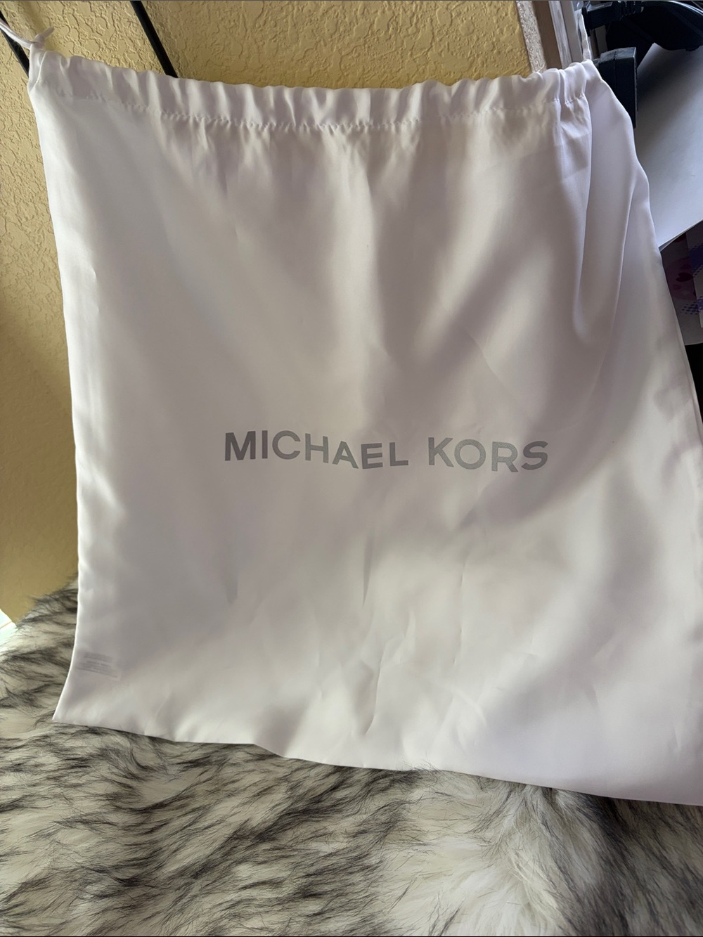 Michael Kors White Drawstring Dust Bag with Silver Logo